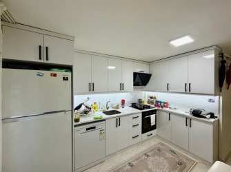 SAMSUN İLKADIM 56'LAR CAD 1SOKAK ÜSTÜ 2+1 110m2 MERKEZİ KONUMDA DAİRE