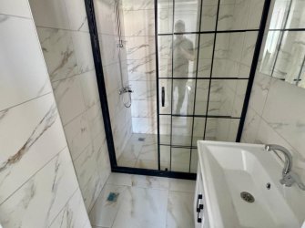 SAMSUN İLKADIM KALKANCI MH. 3+1 130 M2 1. KAT EBEVEYN BANYOLU BÜYÜK BALKONLU MERKEZİ KONUMDA KREDİYE UYGUN FIRSAT DAİRE..