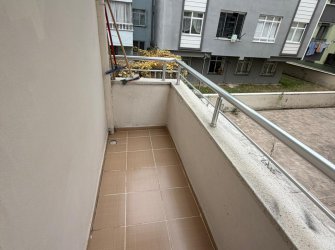 SAMSUN ATAKUM CUMHURİYET MH 2+1 YÜKSEK GİRİŞ TRAMVAYA 1DK ANAYOL VE TRAMVAY ARASINDA FIRSAT DAİRE