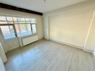 SAMSUN İLKADIM LİMAN MH 2+1 100.YIL BLV 20 METRE ARA KAT FIRSAT DAİRE 