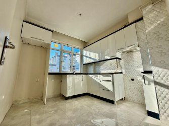 SAMSUN İLKADIM LİMAN MH 2+1 100.YIL BLV 20 METRE ARA KAT FIRSAT DAİRE 