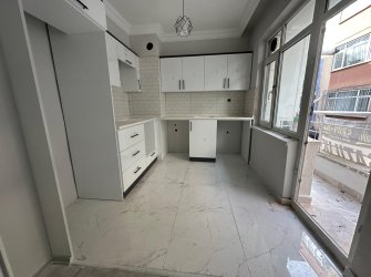 EVİM-NUR'DAN RASATHANE MAH 2+1 100m2 1.KAT DIŞCEPHELİ DOĞALGAZLI KREDİYE UYGUN İÇİ FULL YAPILI FIRSAT DAİRE