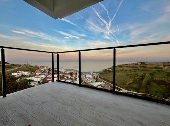 SAMSUN CANİK HASKÖY MH 2+1 FULL EŞYALI CAM BALKONLU EBEVEYN BANYOLU PANORAMİK DENİZ MANZARALI FIRSAT DAİRE 
