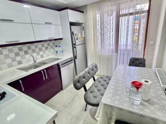  SAMSUN İLKADIM ADALET MH. 3+1 130 M2 1. KAT ASANSÖRLÜ 3 BALKONLU OTOPARKLI İSKANLI 4 YILLIK FIRSAT DAİRE..