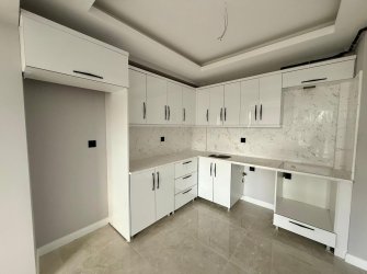 SAMSUN İLKADIM ÇATALARMUT MH 2+1 90m2 1.KAT AMERİKAN MUTFAK EBEVEYN BANYOLU GİYİNME ODALI VESTİYERLİ SATILIK SIFIR LÜX DAİRE