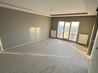 SAMSUN İLKADIM KALKANCI MAH MÜKEMMEL KONUMDA 3+1 140m2 GİYİNME ODALI EBEVEYN BANYOLU 2 BALKONLU CADDEYE CEPHE 3.KAT OTOPARKLI DAİRE