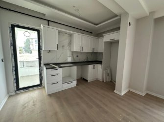 SAMSUN ATAKUM ÇAKIRLAR MAH YÜKSEK GİRİŞ 1+1 GENİŞ BALKONLU 55m2 YERDEN ISITMALI OTOPARKLI LÜX DAİRE 