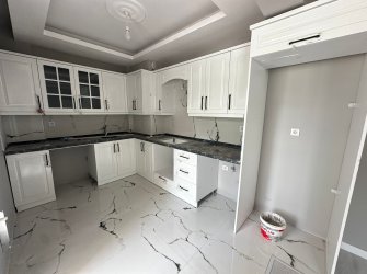 SAMSUN İLKADIM KIŞLA MH 2+1 90m2 1.KAT OTOPARKLI DOĞALGAZLI BALKONLU KİRALIK DAİRE