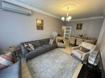 SAMSUN İLKADIM HÜRRİYET MAH 3+1 125 m2 3.KAT İÇİ FULL YAPILI MUTFAK AYRI ALATURKA TUVALET VESTİYER TAKILI 2 CAM BALKONLU FIRSAT DAİRE 