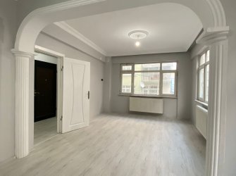 SAMSUN İLKADIM ÇİFTLİK MAH 3+1 1.KAT 120m2 2 BALKONLU KREDİYE UYGUN İÇİ FULL YAPILI FIRSAT DAİRE 