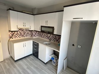 SAMSUN İLKADIM SAİTBEY MH 2+1 100m2 3.KAT DOĞALGAZLI BALKONLU İÇİ YAPILI KİRALIK DAİRE 