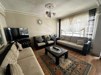 SAMSUN İLKADIM KADIKÖY MH 3+1 2.KAT 135m2 DIŞCEPHELİ 2 BALKONLU DOĞALGAZLI MÜKEMMEL KONUMDA MASRAFSIZ FIRSAT DAİRE