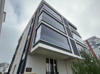 SAMSUN İLKADIM BARUTHANE MAH. 2+1 2.KAT 110m2   OTOPARKLI ASANSÖRLÜ 2 BALKONLU EBEVEYN BANYOLU CAM BALKONLU KOMBİSİ TAKILI FIRSAT DAİRE…