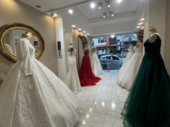 SAMSUN İLKADIM 19 MAYIS MAH. BULVARA CEPHE 3 KATLI MÜKEMMEL KONUMDA 220m2 FIRSAT YATIRIMLIK DÜKKAN…