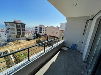 SAMSUN ATAKUM YENİMAHALLE MAH 2+1 GENİŞ BALKONLU 85m2 NET YERDEN ISITMALI EBEVEYN BANYOLU SIFIR DAİRELER