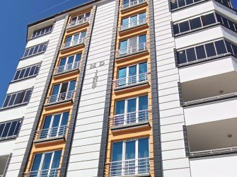 SAMSUN İLKADIM TEPECİK MAH 3+1 135m2 2 CAM BALKON 2 BANYO OTOPARKLI 5 YILLIK 1.KAT KUPON DAİRE