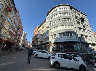 SAMSUN İLKADIM RASATHANE MH 2+1 90m2 5.KAT İÇİ YAPILI MASRAFSIZ MERKEZİ KONUMDA DOĞALGAZLI FIRSAT DAİRE