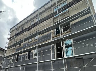 SAMSUN İLKADIM KIŞLA MAH 1.KAT 3+1 135m2 2 BALKONLU DIŞCEPHELİ KREDİYE UYGUN ÖZEL YAPIM DAİRE