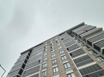 SAMSUN İLKADIM DEREBAHÇE MAH 3+1 165m2 2 GENİŞ BALKONLU OTOPARKLI CADDEYE CEPHE 7.KAT EBEVEYN BANYOLU MÜKEMMEL KONUMDA DAİRE