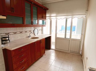 SAMSUN İLKADIM ÇİFTLİK MAH. 2+1 2.KAT DOĞALGAZLI BALKONLU MERKEZİ KONUMDA KREDİYE UYGUN FIRSAT DAİRE.. 